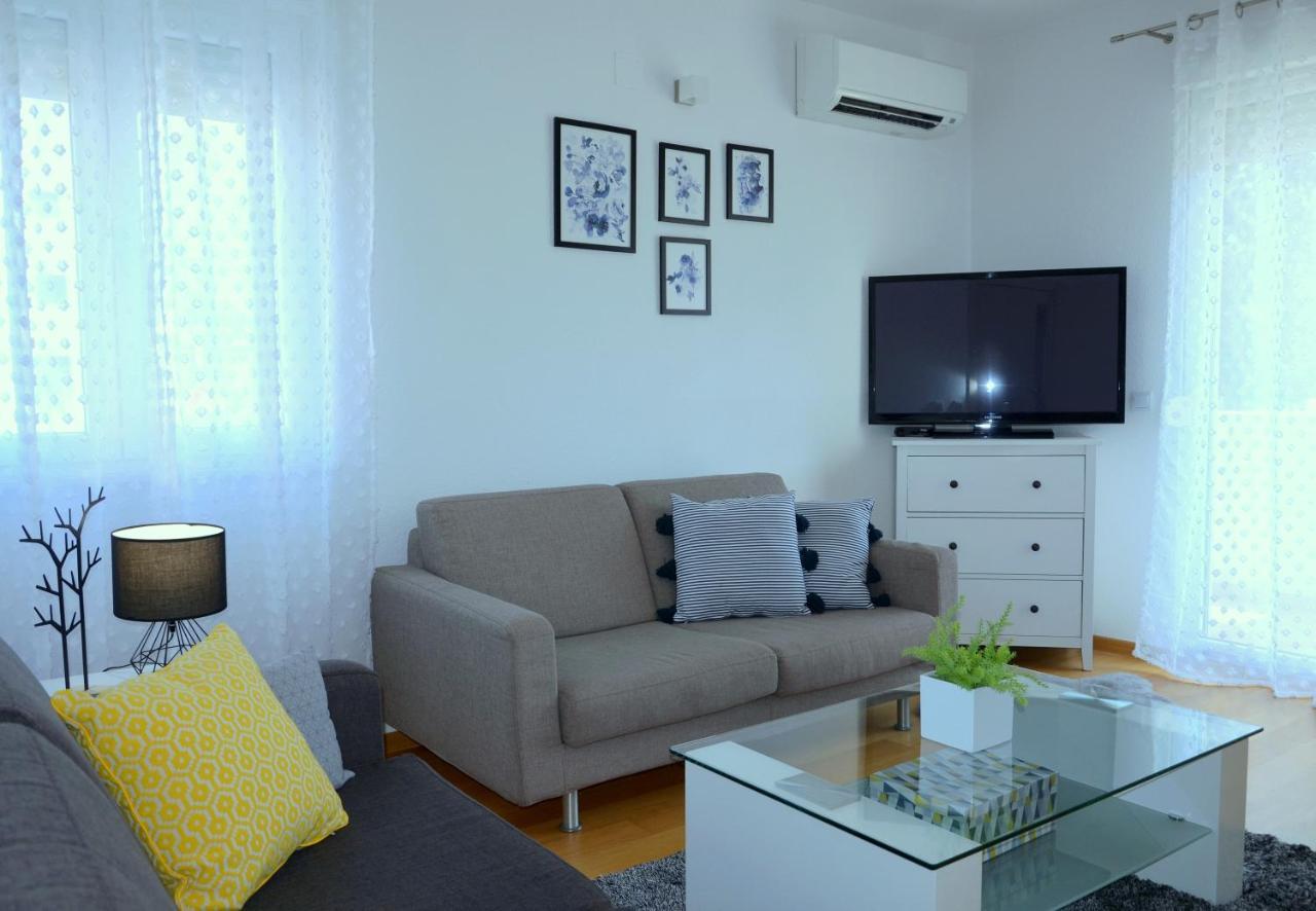 Iris Beach Apartments Kastela Exterior photo